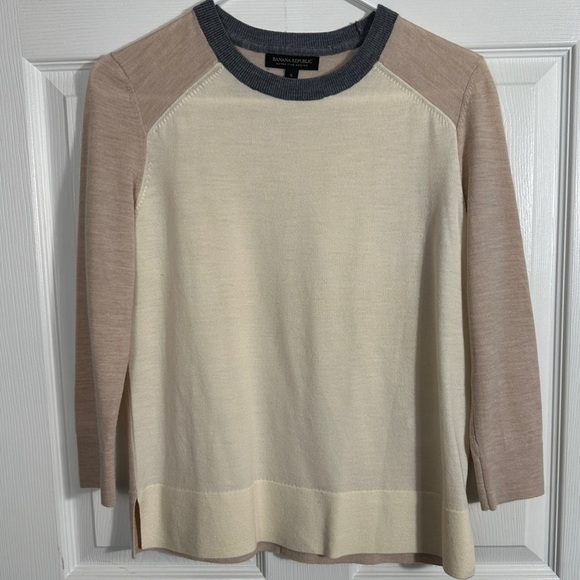 Banana Republic Sweaters - Banana Republic colorblock merino sweater, Small, neutral, fall, office, classic